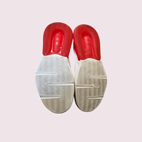 Nike Air Force 270 (GS) - Picture 11 of 13